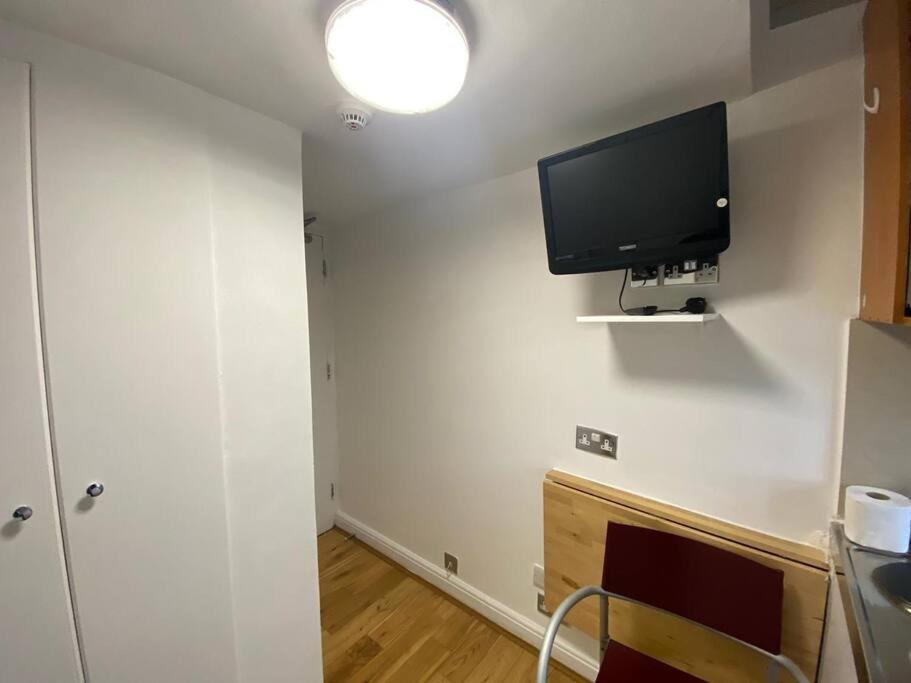 F14- Single Studio Shared Shower/Toilet Near Paddington Londres Exterior foto